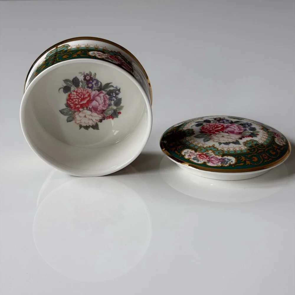 Vintage Porcelian Staffordshire FALCON CHINA Hand Crafted Floral Trinket Box